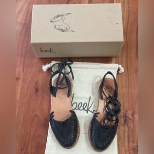 Beek Parakeet Sandals